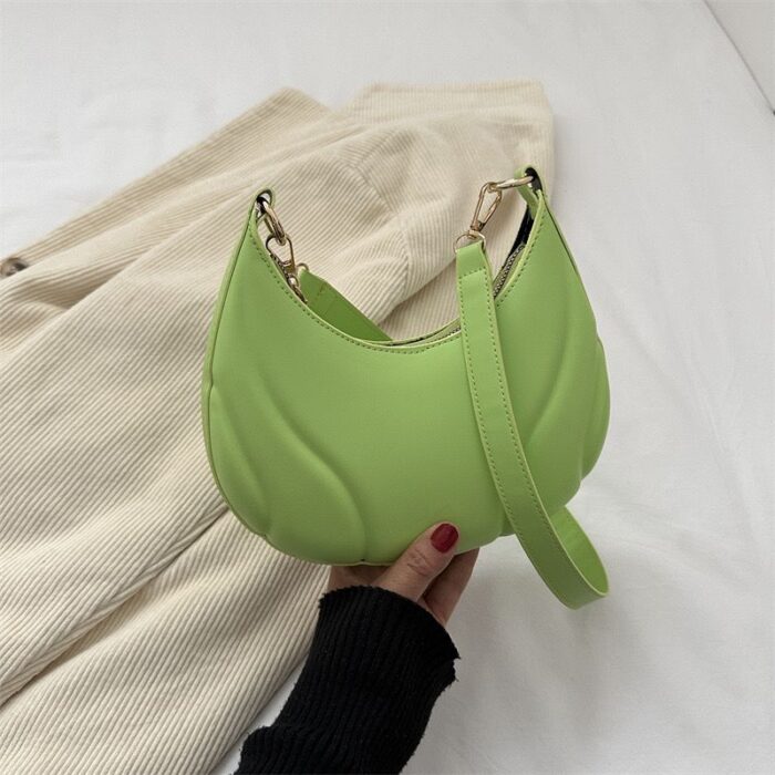Elegant Ladies' Handbag - Image 4
