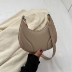 Elegant Ladies' Handbag - Image 3