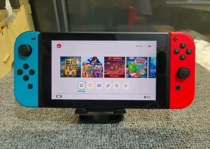 Nintendo Switch OLED - Image 4