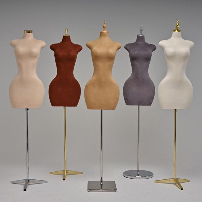 Mannequin (Brown) - Image 1
