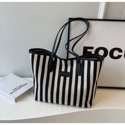 Elegant Female Hand Bag