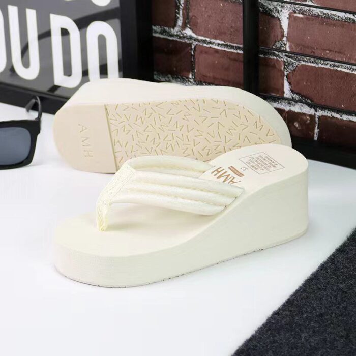 Women Summer Slippers - Image 1