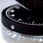 MAGNETIC LEVITATION FLOATING GLOBE LAMP - Image 4