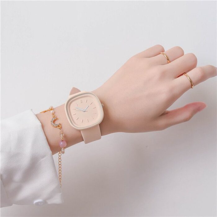 Sleek Ladies Watch - Image 4