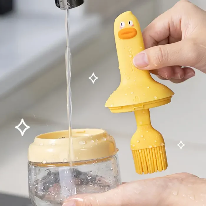1pc Cartoon Duck-Shaped Barbecue Oil Bottle - Image 3